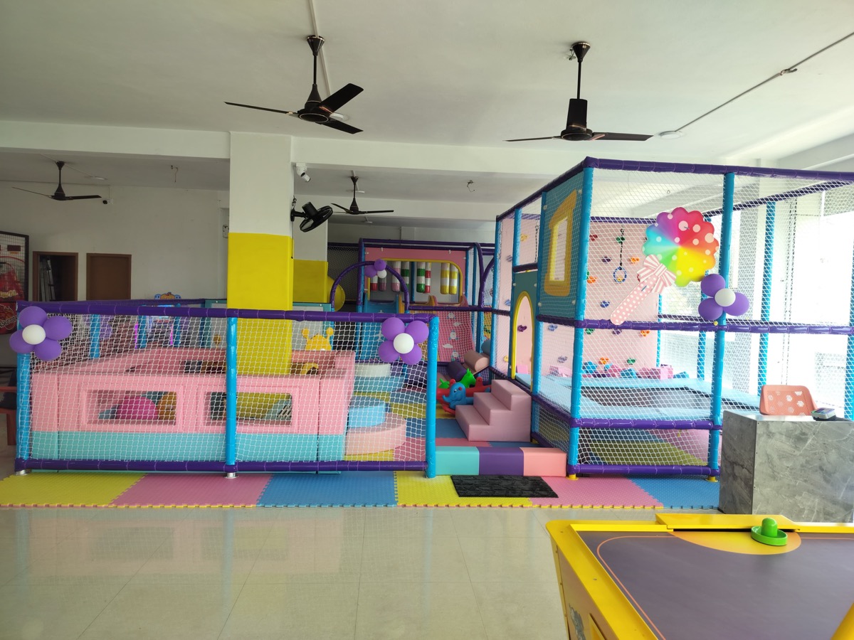 Soft play area at Funzee Games Kelambakkam OMR